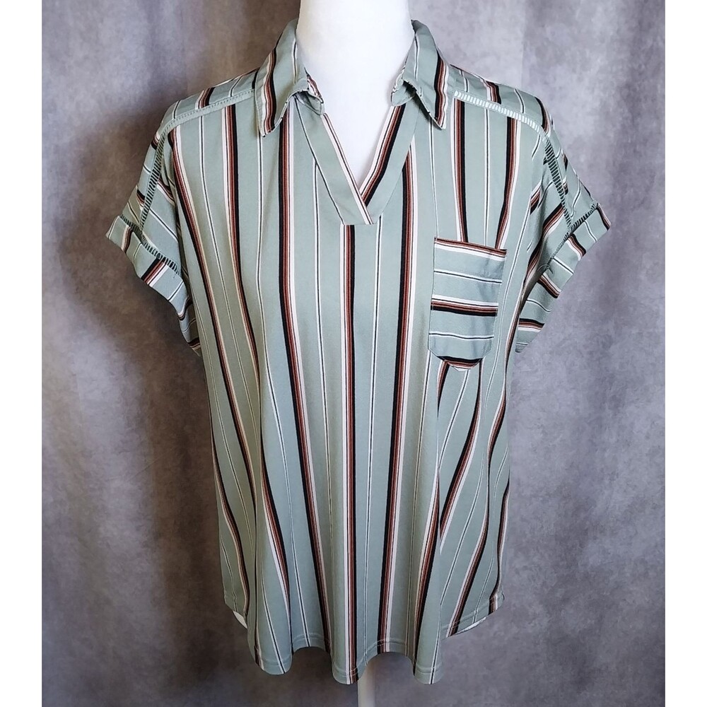 Flower & Feather Womens Medium Green Vertical Stripe V-Neck Short Sleeve Blouse